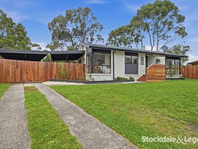 House for sale in Churchill, Victoria