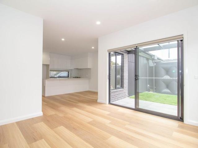 Townhouse for rent in Camerons Creek, Victoria