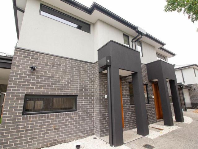 Townhouse for rent in Camerons Creek, Victoria