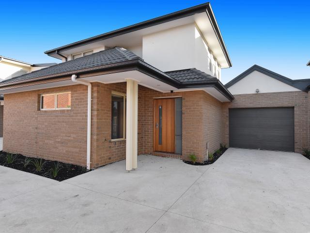 House for rent in Keilor East, Victoria