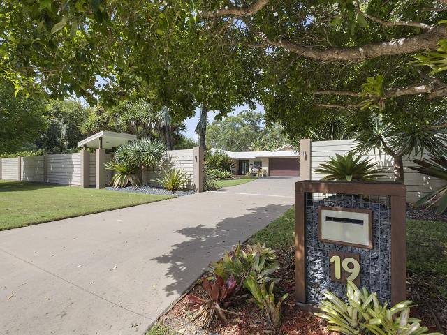 House for sale in Cooroibah