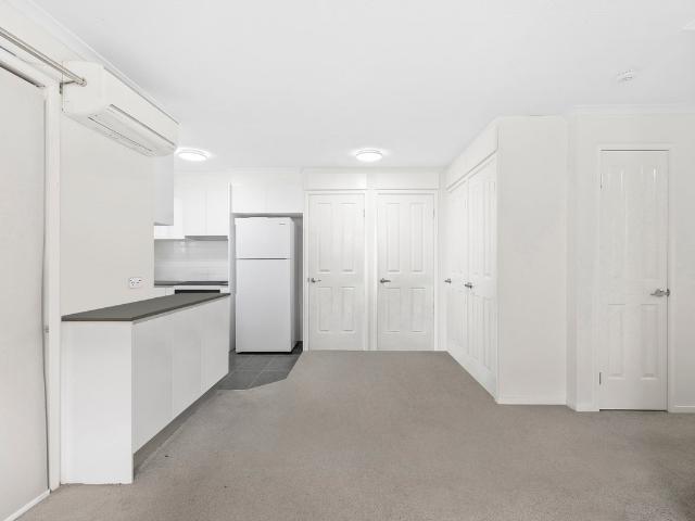 Apartment for sale in Fernbrook, Queensland