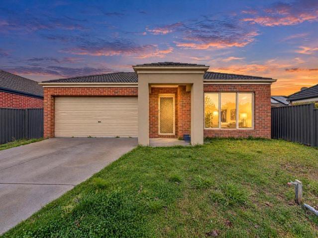 House for sale in Lakeside Estate, Melbourne