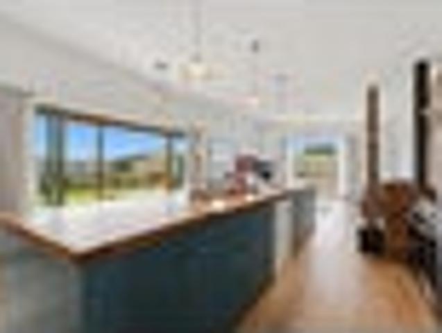 House for sale in Otakou