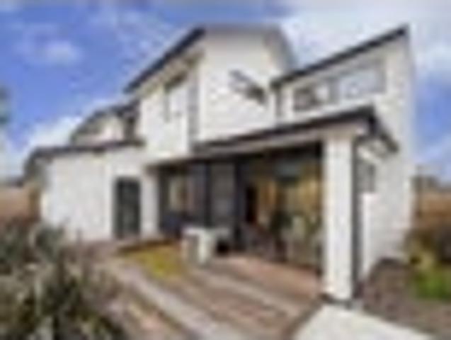 Townhouse for sale in Edgeware, Canterbury