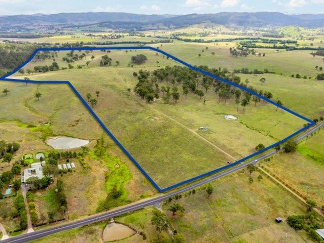 Cottage for sale in Brookfield, New South Wales