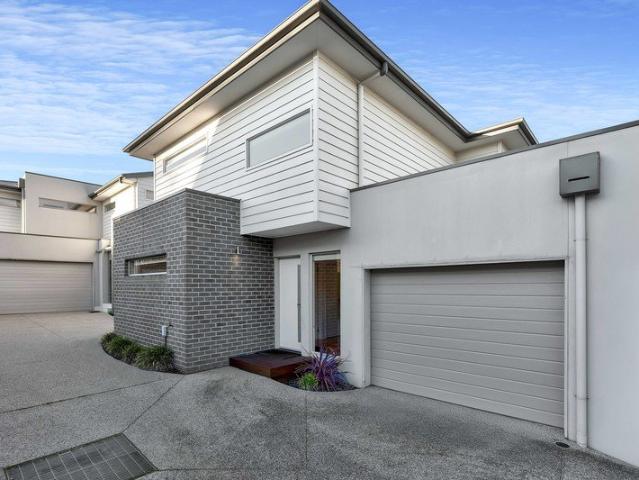 Townhouse for sale in Geelong, Victoria