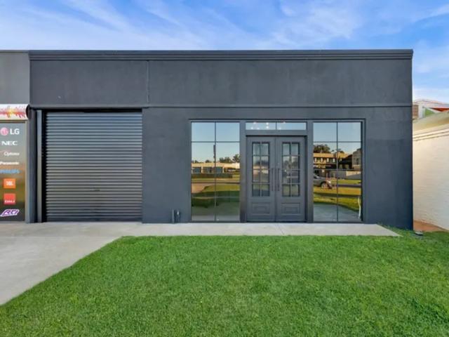 Warehouse for sale in Mildura, Victoria