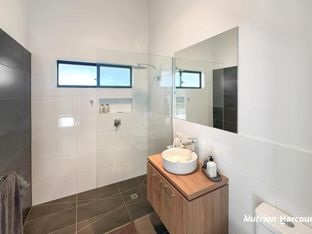 House for sale in Robertsons Beach, Shire of Wellington