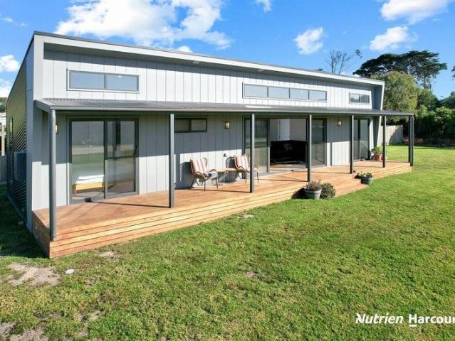 House for sale in Robertsons Beach, Victoria