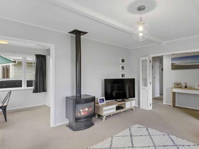 House for rent in Pauatahanui, Wellington