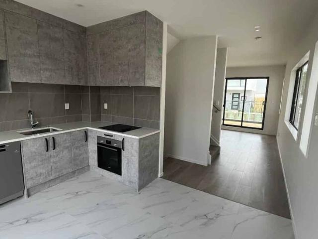 Townhouse for rent in Avondale