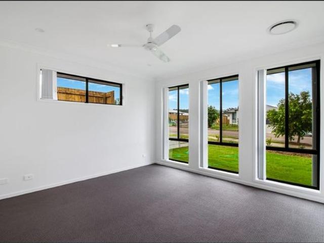 House for rent in Gleneagle, Queensland
