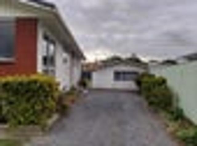 House for sale in Deanwell, Hamilton City