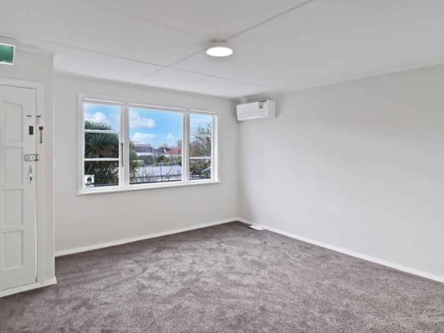 Apartment for rent in Pauatahanui, Wellington