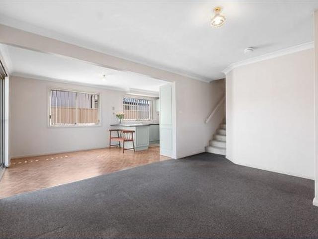 House for rent in Bligh Park, Sydney