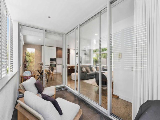 Townhouse for rent in Saint Marys Bay, Auckland