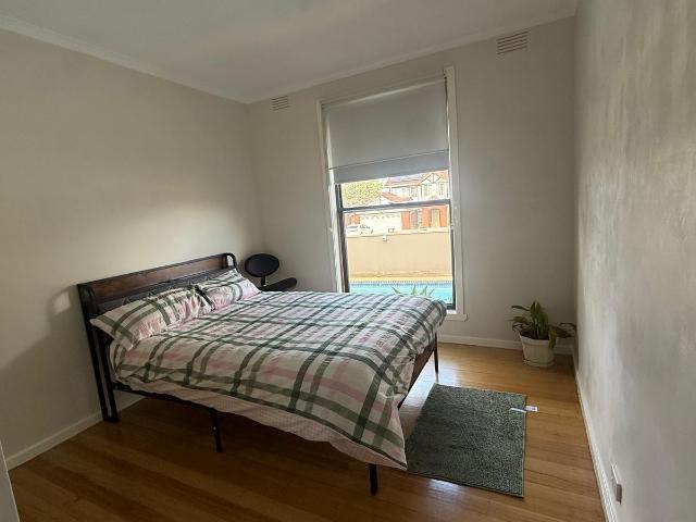 Room for rent in Camerons Creek, Victoria