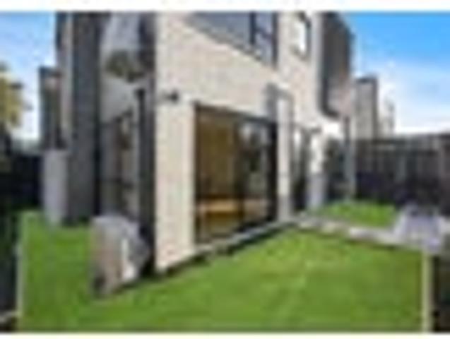 Townhouse for sale in Howick, Oroua County