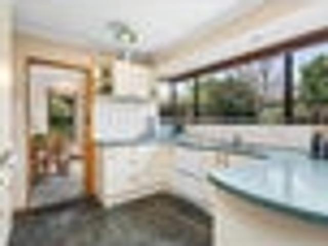 House for sale in Chaslands, Canterbury