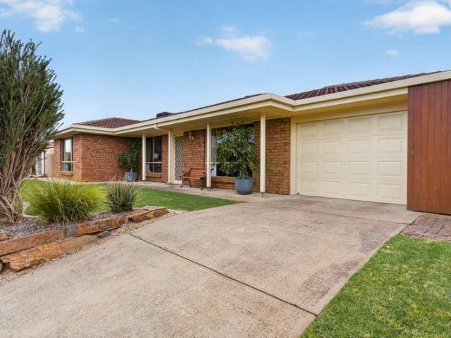 House for sale in Aberfoyle Park, Adelaide