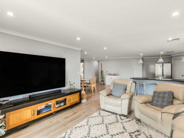 House for rent in Leda, Western Australia