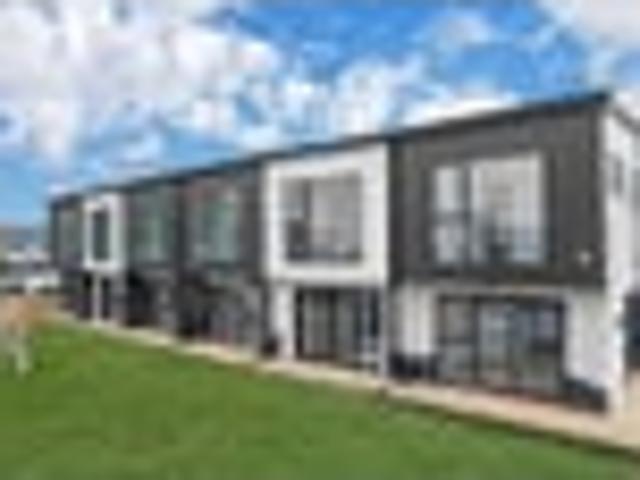 Townhouse for sale in East Tamaki, Oroua County