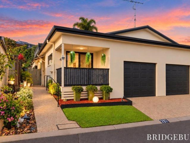 Villa for sale in Kookaburra Village, Sunshine Coast Regional