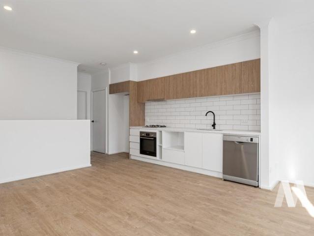 Townhouse for rent in Sydenham, Melbourne