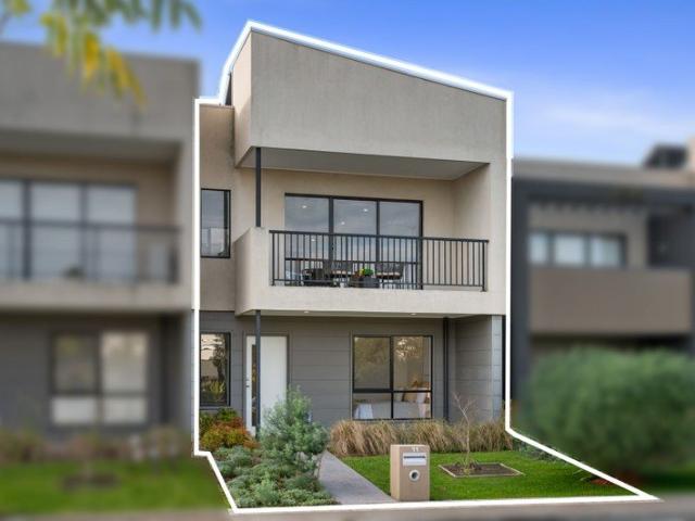 Townhouse for sale in Camerons Creek, Victoria