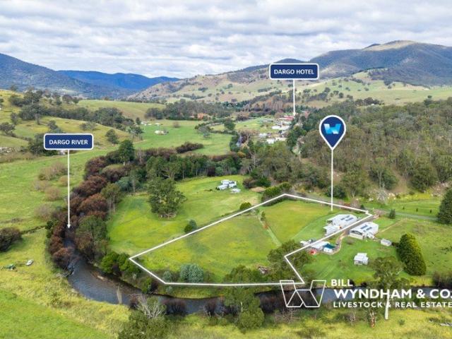Cottage for sale in Dargo, Victoria