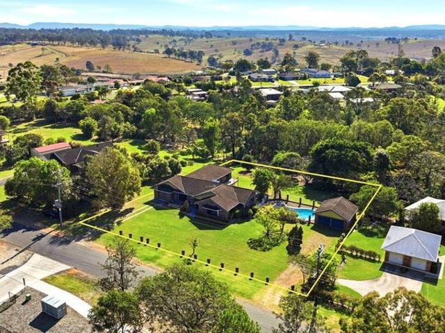 House for sale in South Grafton, Grafton