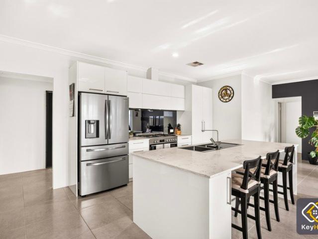 House for sale in Hammond Park, Western Australia