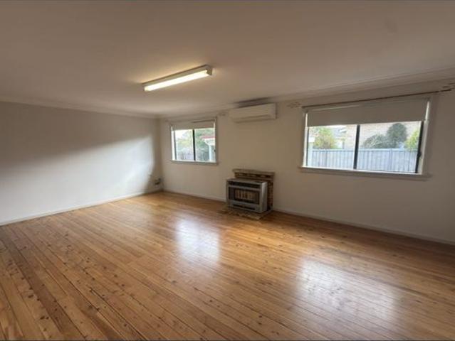House for rent in Brisbane Grove, New South Wales