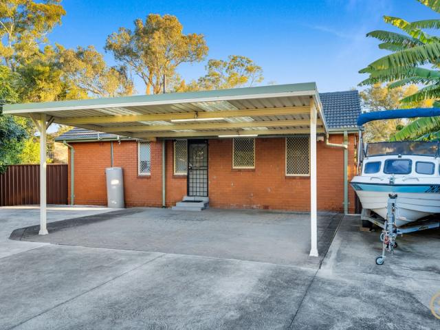 House for sale in Cartwright