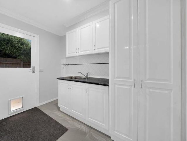 Townhouse for rent in Camerons Creek, Victoria