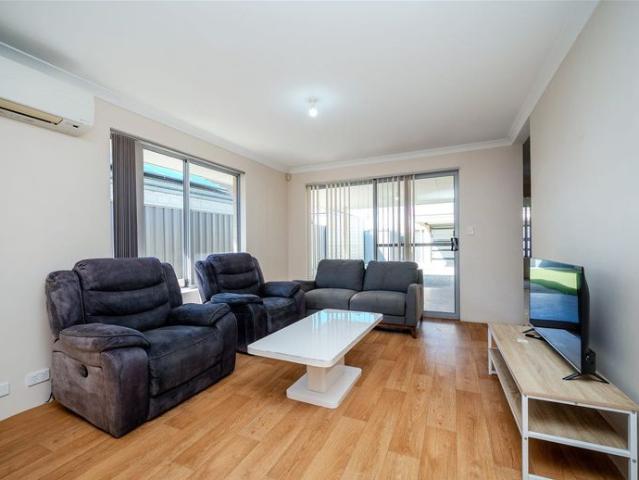 House for rent in Banksia Grove, Western Australia
