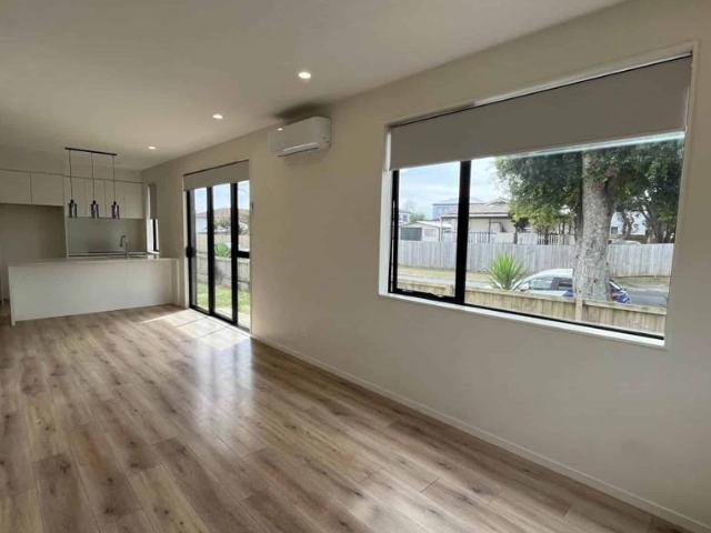 Townhouse for rent in Manurewa