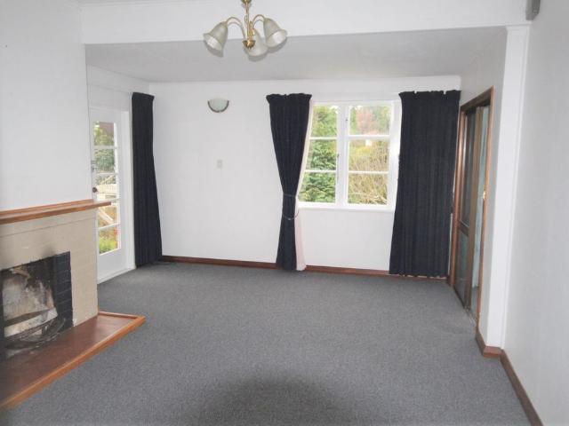 House for rent in Otakou