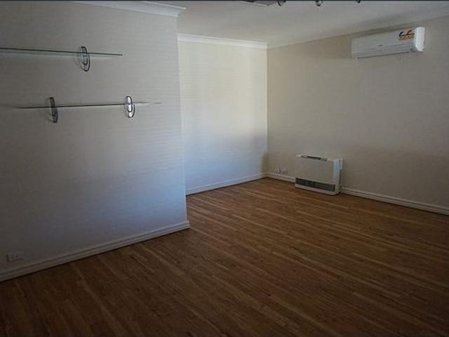 House for rent in Kelmscott, Western Australia