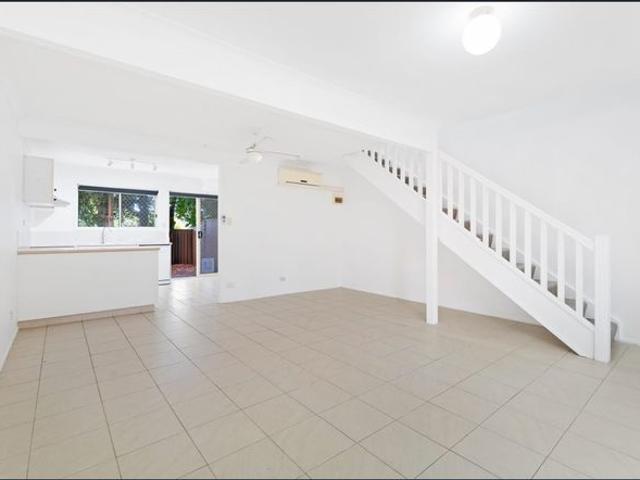 Townhouse for rent in Fernbrook, Queensland