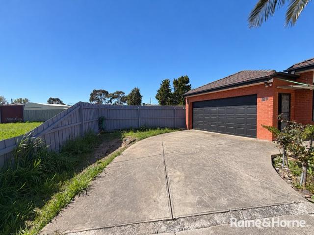 House for rent in Roxburgh Park, Melbourne