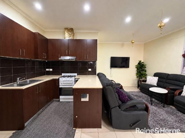 House for rent in Roxburgh Park, Melbourne