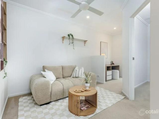 Townhouse for rent in Botanique, Gold Coast City