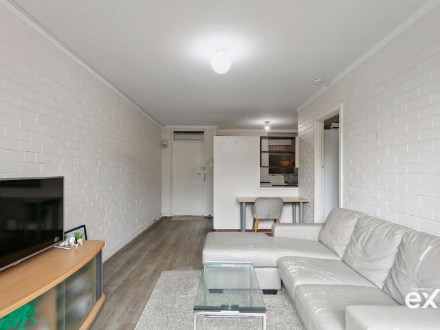 Apartment for sale in Wembley, Town of Cambridge