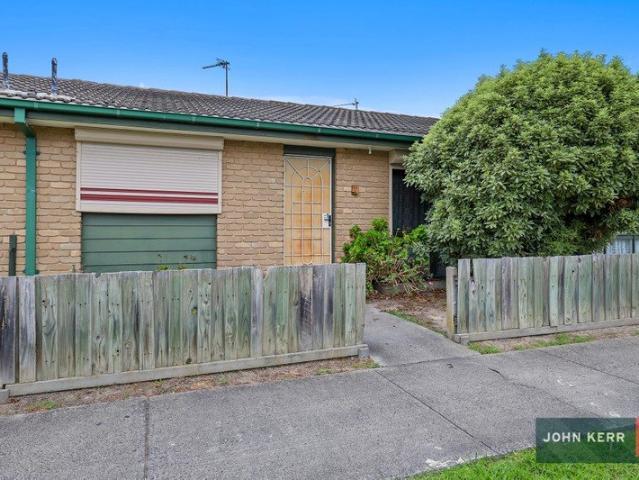 Apartment for sale in Morwell, Victoria