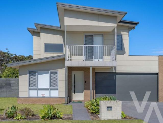 Townhouse for rent in Newcastle, Newcastle-Maitland