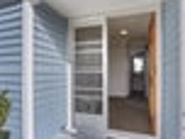 House for sale in Chaslands, Canterbury
