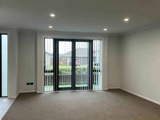 Townhouse for rent in Papakura
