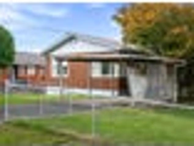 House for sale in Oroua County